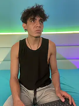 abrilandjulian online show from March 2026 11:48:02 AM