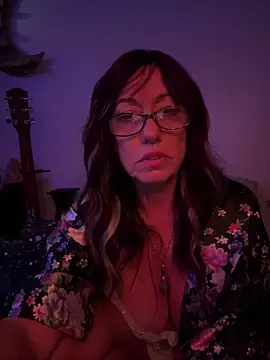 Snapshot of Trophy_Milf chatting on February 2026 11:17:01 AM Trophy Milf online show from February 2026 11:17:01 AM