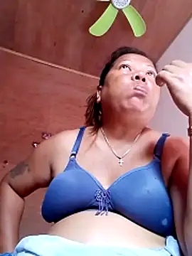 chubbysexy28 online show from February 2026 12:54:01 AM