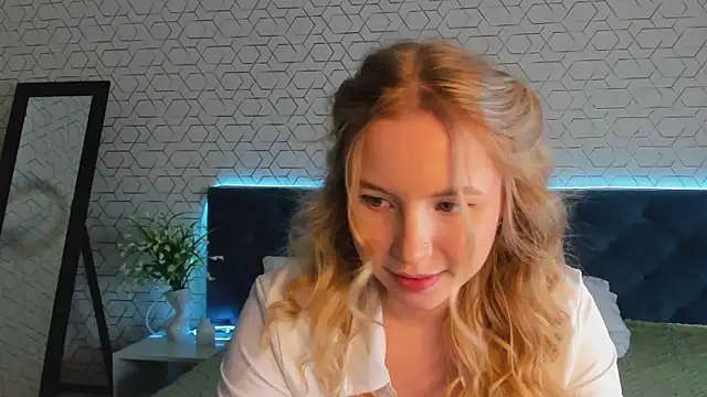 Linda  Bloom online show from March 2026 02:50:01 AM