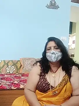 Snapshot of Kannadasexywifes chatting on June 2026 06:04:01 AM Kannadasexywifes online show from June 2026 06:04:01 AM