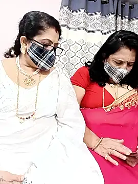 Snapshot of Kannadasexywifes chatting on June 2026 07:12:02 PM Kannadasexywifes online show from June 2026 07:12:02 PM