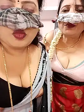 Snapshot of Kannadasexywifes chatting on July 2026 08:28:01 AM Kannadasexywifes online show from July 2026 08:28:01 AM