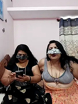 Snapshot of Kannadasexywifes chatting on July 2026 09:23:01 AM Kannadasexywifes online show from July 2026 09:23:01 AM