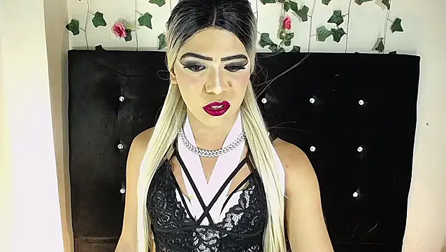 Kristal Queen01 online show from May 2026 05:03:02 AM