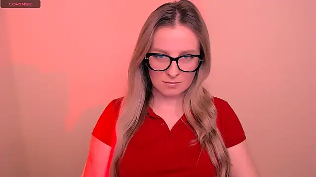 AnnePeach online show from March 2026 07:08:02 PM