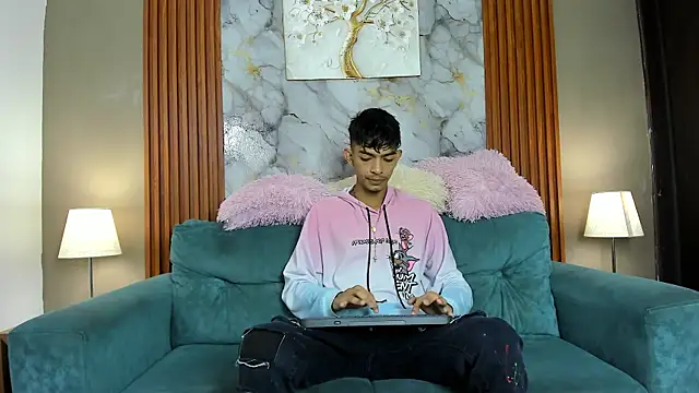 KITTY BOSH online show from March 2026 01:16:02 PM