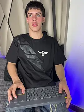 Lucian-greyy online show from March 2026 01:29:02 PM