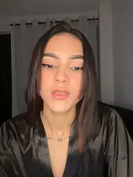 CarolineEvans x online show from April 2026 07:28:02 AM