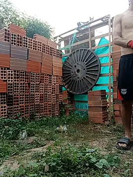 Lucckk777 online show from April 2026 11:37:02 AM