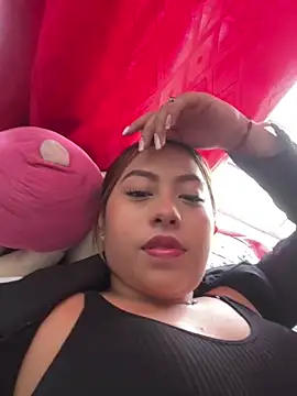 Emiily joee  online show from April 2026 07:19:01 PM