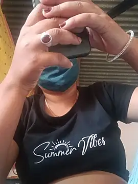 taniya0 online show from April 2026 11:58:01 AM