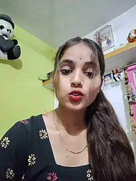 samayra1144 online show from July 2026 05:48:02 PM