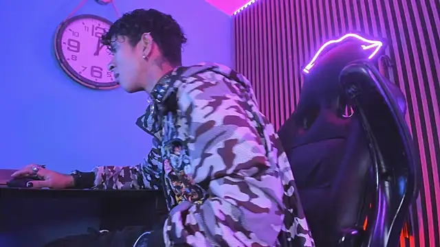 Maximoking26 online show from February 2026 04:09:02 AM