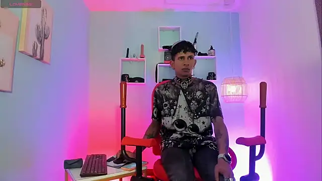 Maximoking26 online show from July 2026 04:05:02 AM