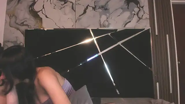 Couple In Heat online show from April 2026 08:55:01 PM