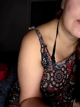 Miamorcurvyy online show from May 2026 02:17:02 AM