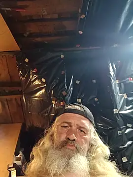 Snapshot of Crazy_Lasko chatting on March 2026 10:01:01 PM Crazy Lasko online show from March 2026 10:01:01 PM