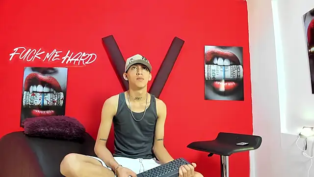 Snapshot of BOYS_PLAY chatting on February 2026 01:22:02 PM BOYS PLAY online show from February 2026 01:22:02 PM