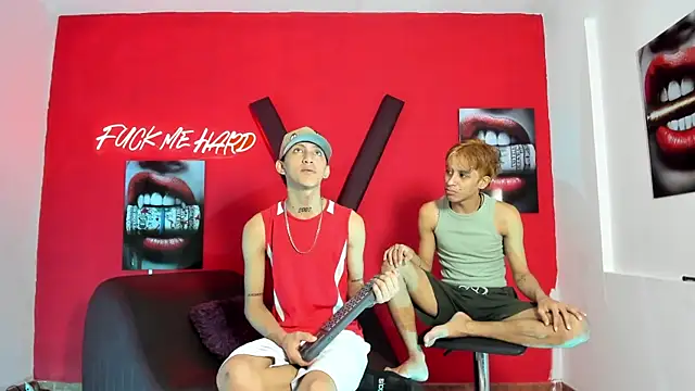 Snapshot of BOYS_PLAY chatting on February 2026 01:22:01 PM BOYS PLAY online show from February 2026 01:22:01 PM