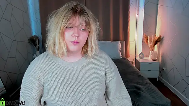 luna c0ra online show from April 2026 01:04:01 AM