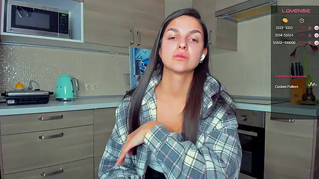 Snapshot of AngelGabe chatting on February 2026 04:29:01 PM AngelGabe online show from February 2026 04:29:01 PM