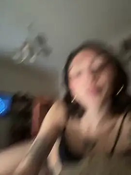 Snapshot of FrutillitaXX chatting on February 2026 06:12:02 AM FrutillitaXX online show from February 2026 06:12:02 AM