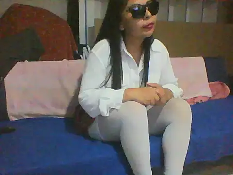 Snapshot of venus-marte chatting on March 2026 07:21:01 AM venus-marte online show from March 2026 07:21:01 AM