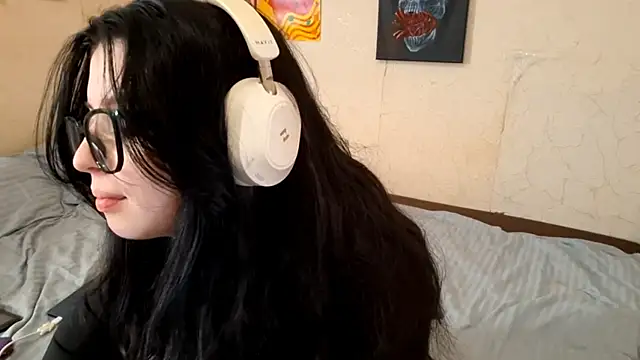 Snapshot of MindyMinty chatting on February 2026 03:06:01 AM MindyMinty online show from February 2026 03:06:01 AM