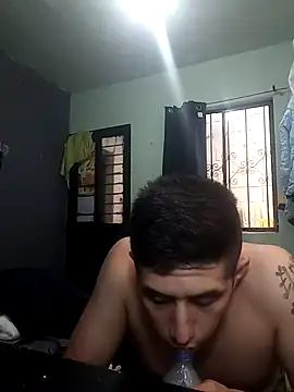 BeetledStoop online show from April 2026 11:44:01 PM