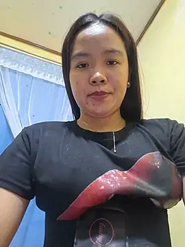 Snapshot of Polished_Princess chatting on June 2026 01:02:01 PM Polished Princess online show from June 2026 01:02:01 PM