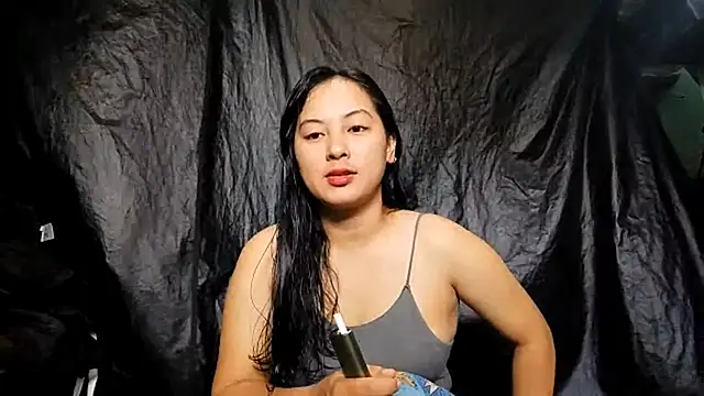 Snapshot of Mitchy272727 chatting on February 2026 03:13:01 AM Mitchy272727 online show from February 2026 03:13:01 AM