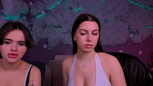 amalialowell online show from April 2026 07:20:02 AM