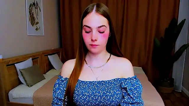 Maddy Wood  online show from April 2026 05:50:02 PM