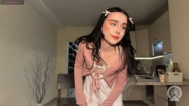 alicelanei online show from April 2026 08:07:02 PM