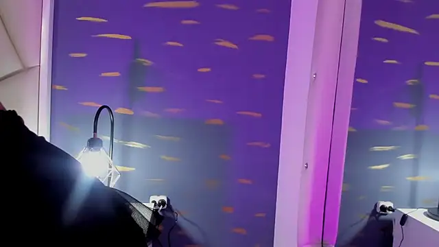 VinkSmokee online show from March 2026 06:26:02 PM