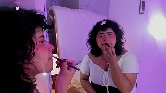 VinkSmokee online show from March 2026 02:54:02 PM