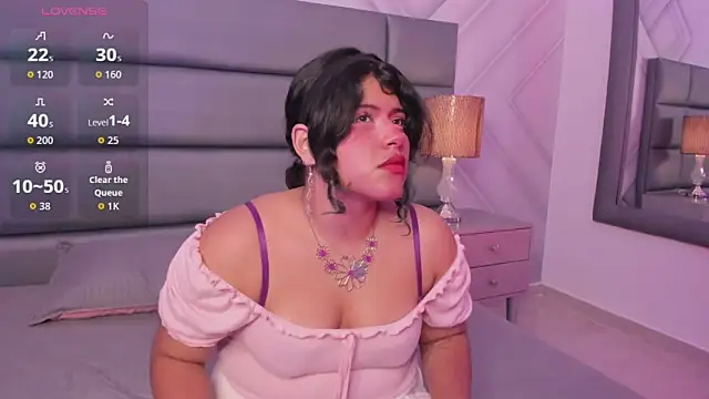 VinkSmokee online show from April 2026 08:15:02 PM