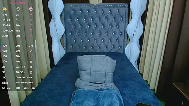 Snapshot of Laureen_Hilton chatting on February 2026 11:42:02 AM Laureen Hilton online show from February 2026 11:42:02 AM