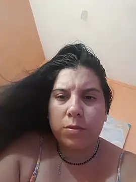 Snapshot of Lucia_queen chatting on April 2026 06:27:02 PM Lucia queen online show from April 2026 06:27:02 PM