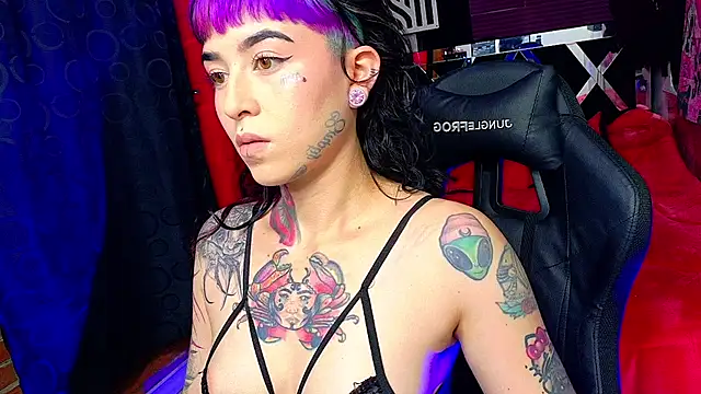 nova kitttyy online show from April 2026 02:45:02 AM