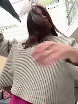 aleessiia online show from April 2026 01:40:01 PM