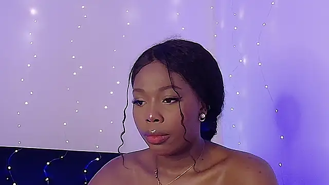 Snapshot of Lunaruiz chatting on February 2026 11:25:01 PM Lunaruiz online show from February 2026 11:25:01 PM