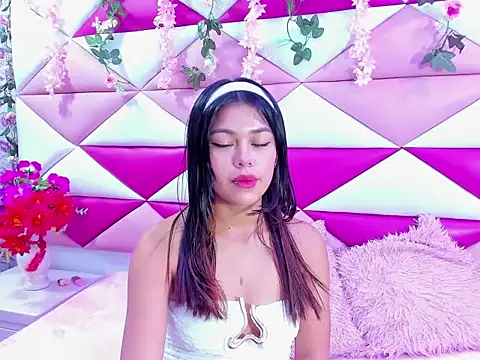 alana deivis online show from February 2026 02:43:01 AM