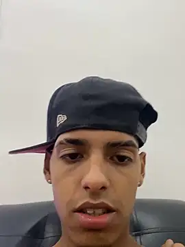 Alee 2005 online show from April 2026 05:56:02 AM