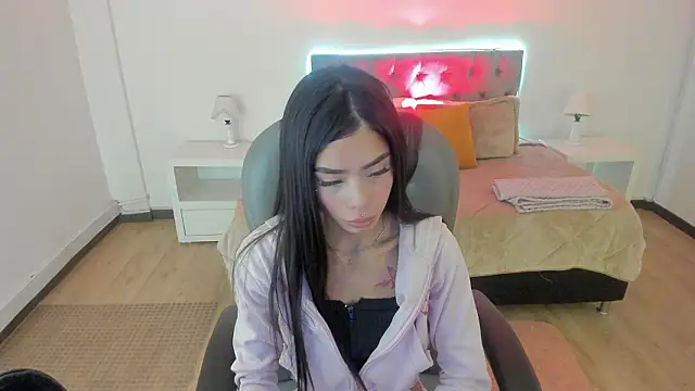 Snapshot of GuggaHell chatting on March 2026 12:22:01 PM GuggaHell online show from March 2026 12:22:01 PM