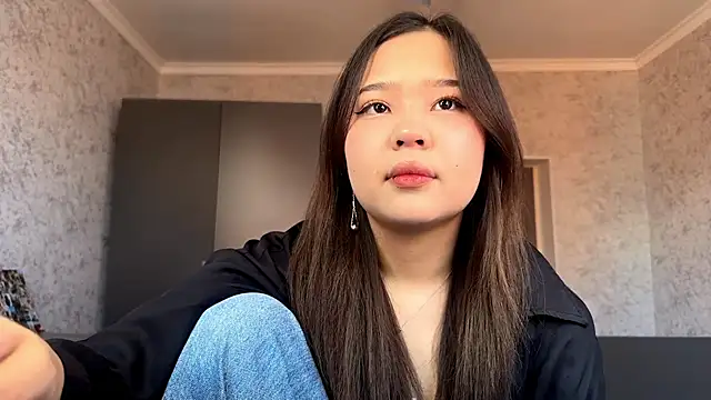 Snapshot of RegenaLandauer chatting on February 2026 06:45:01 AM RegenaLandauer online show from February 2026 06:45:01 AM