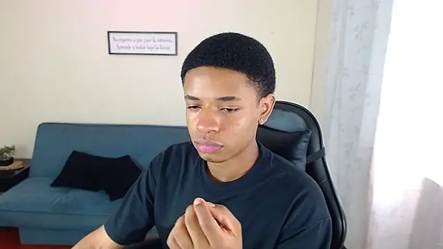 liiam3 online show from February 2026 09:01:01 PM