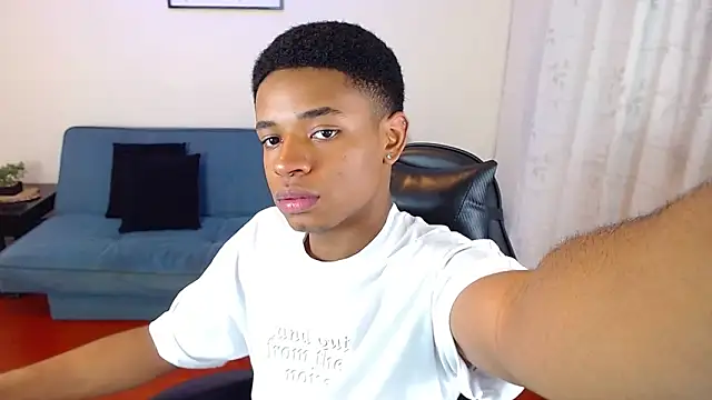 liiam3 online show from March 2026 08:37:01 PM