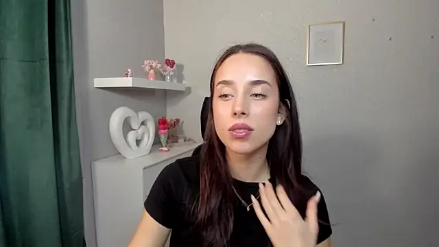 AdeleSolo online show from April 2026 05:43:01 AM